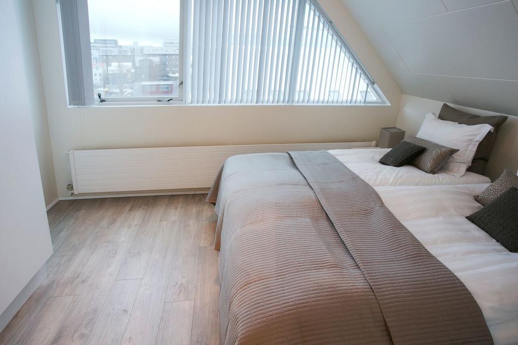 Penthouse Downtown With Free Parking Apartman Reykjavík Kültér fotó