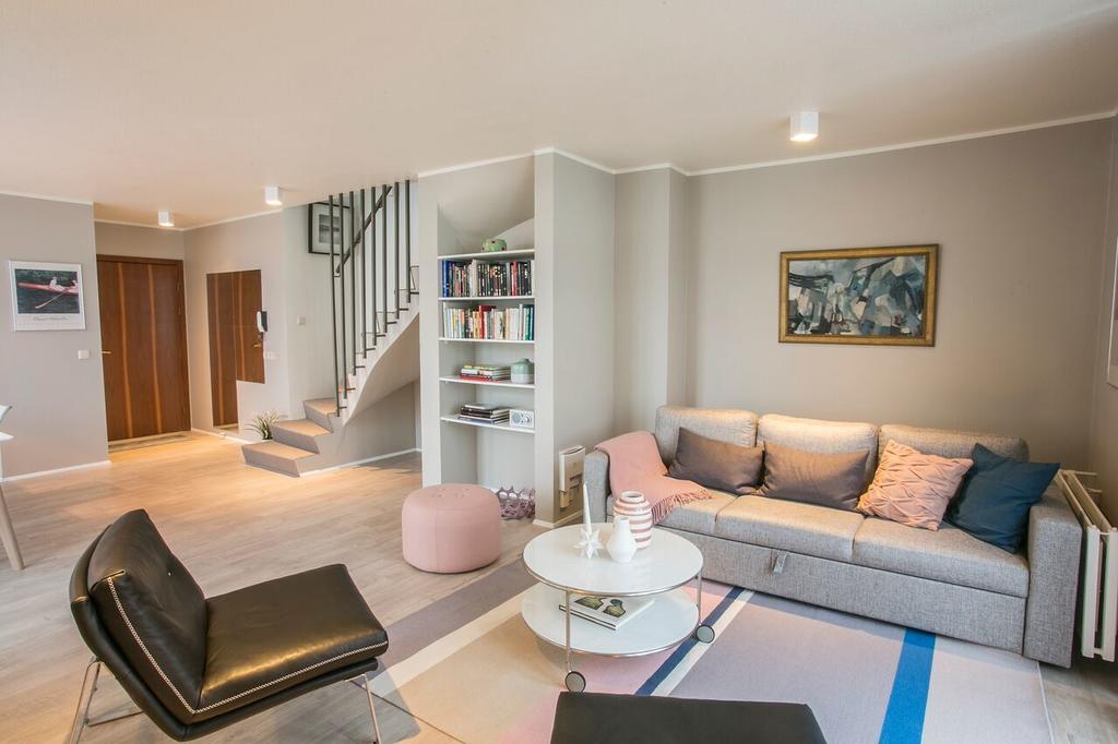 Penthouse Downtown With Free Parking Apartman Reykjavík Kültér fotó